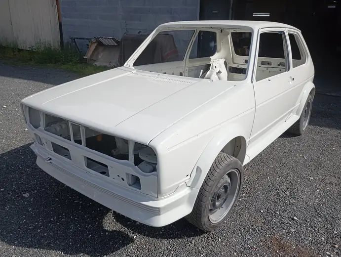 Volkswagen Golf 1 Oettinger blanche après peinture